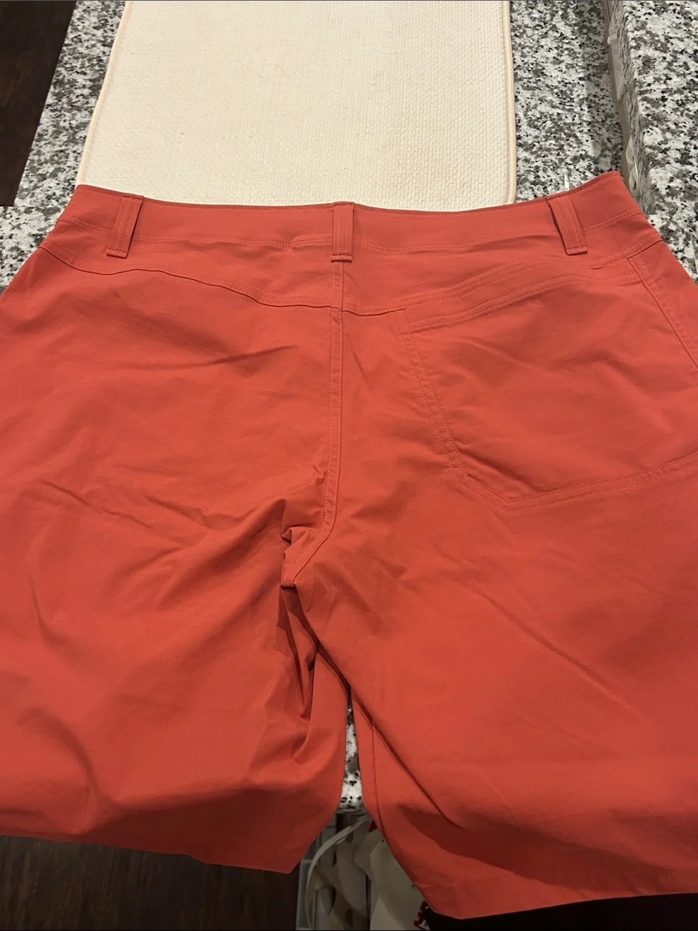 Under Armour Casual Shorts Nantucket Reds - Salmon Men’s 36